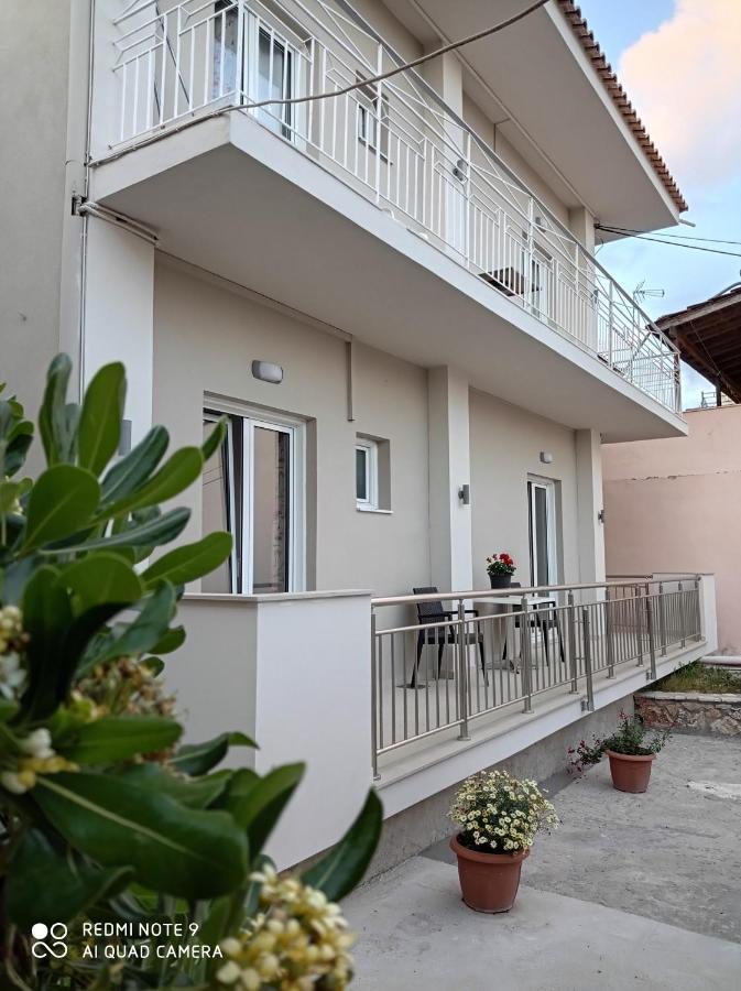 Kelly Apartments Ipsos Ngoại thất bức ảnh